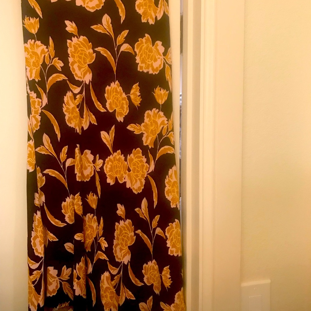 CJLA floral skirt
